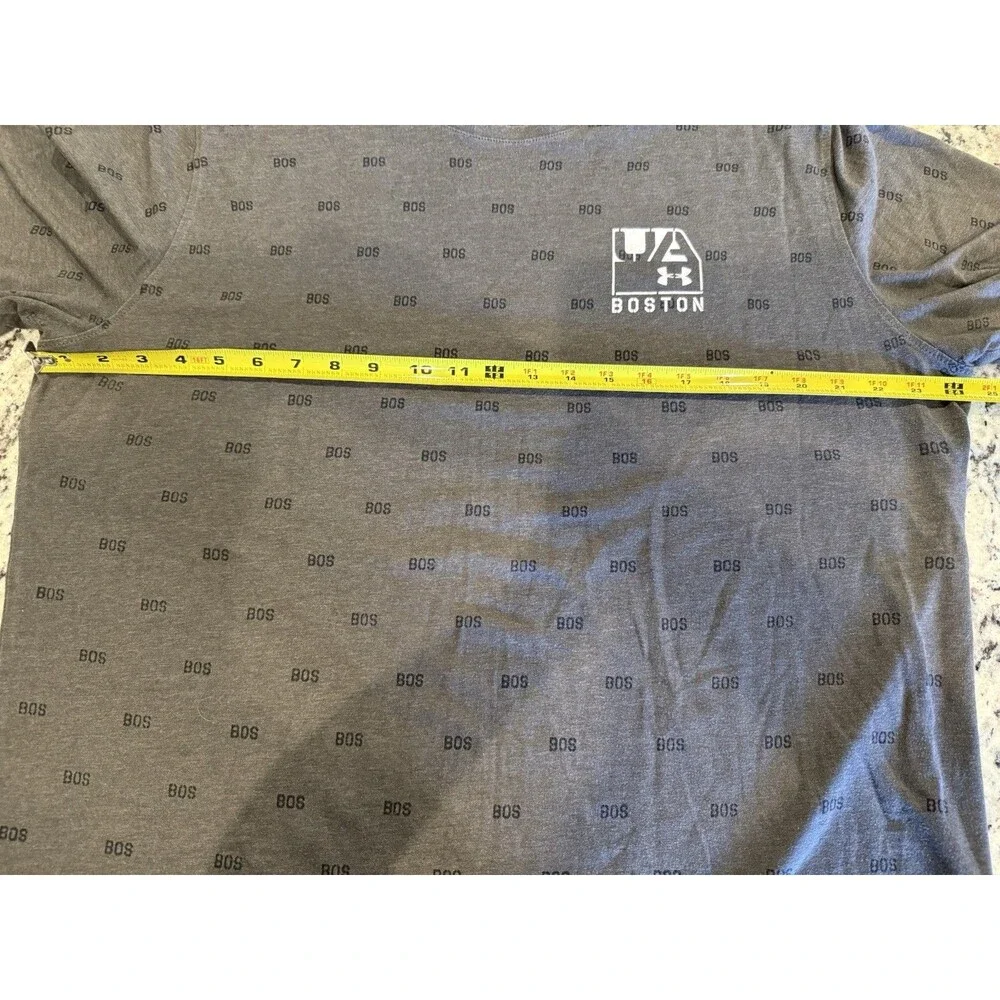 Under Armour Heat Gear Boston Gray BOS All Over Print Loose T-Shirt Men’s XL